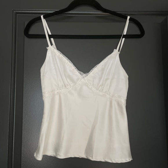 Princess Polly Satin Lace Peplum Top - Picture 1 of 5